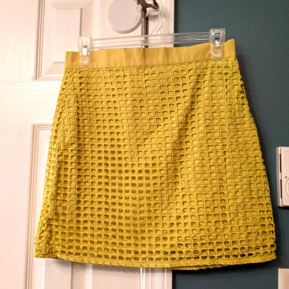 Yellow Loft Skirt, 6P
